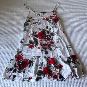 Rose patterned flowy dress